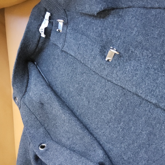 Zara Gray Cape Jacket - Picture 12 of 13